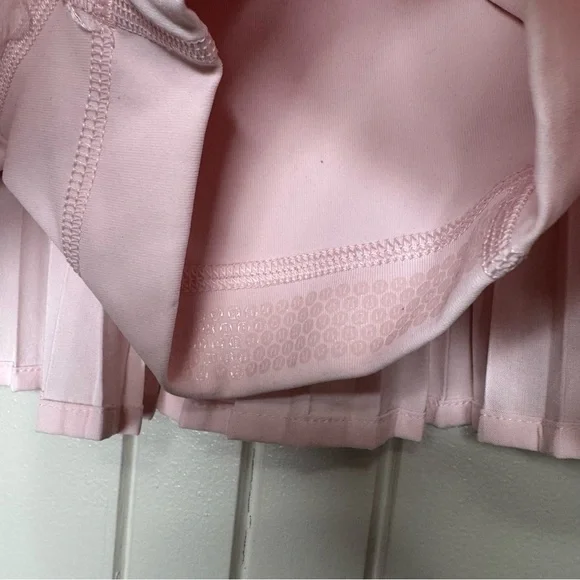 Lululemon Varsity High-Rise Pleated Tennis Skirt - Picture 9 of 15